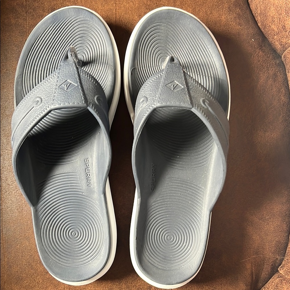 Sperry Gray Sandals with Contoured Soles and Minimalist Design